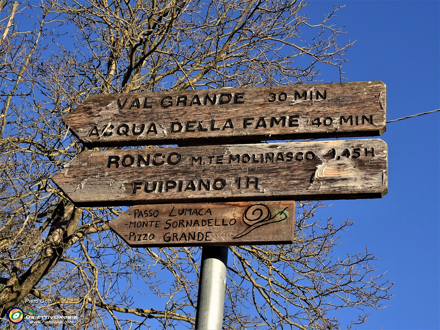 09 Al punto di partenza del sentiero per il 'Passo Lumaca' da Cornalita di S. Giovanni Bianco (550 m).JPG